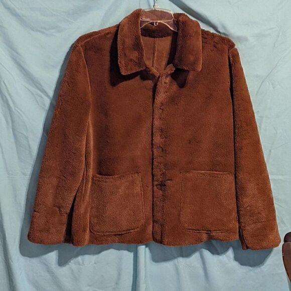 REVERSIBLE COAT - COCOA MICROFIBER ON 1 SIDE & FAUX FUR ON THE OTHER - LARGE - Picture 3 of 4